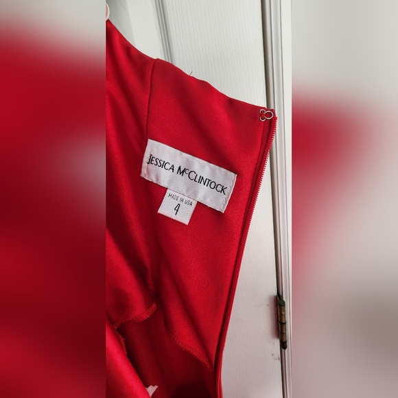 Jessica McClintock Red Strapless Evening Gown - Picture 6 of 6